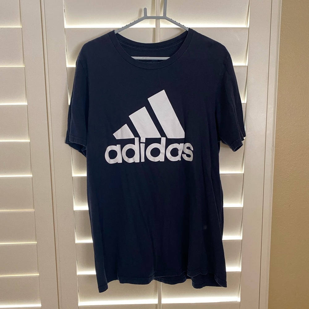 Adidas T-Shirt